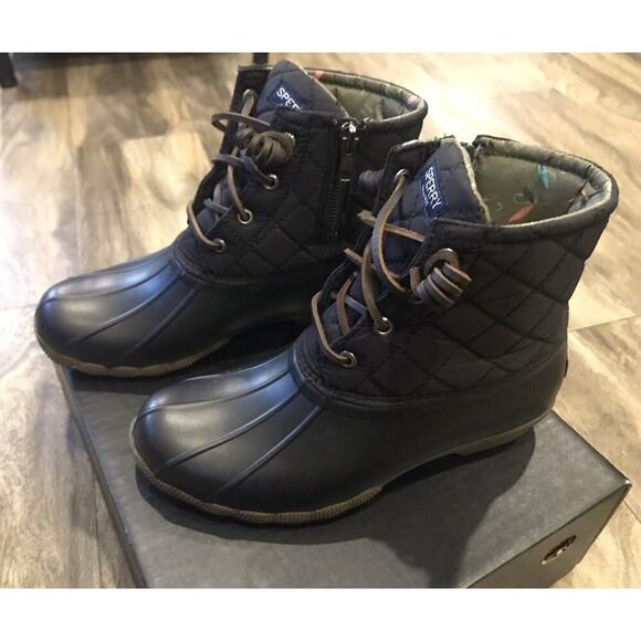 Sperry Shoes - EUC Womens Sperry Black Quilted Duck/Rain Snow Boots Size 6